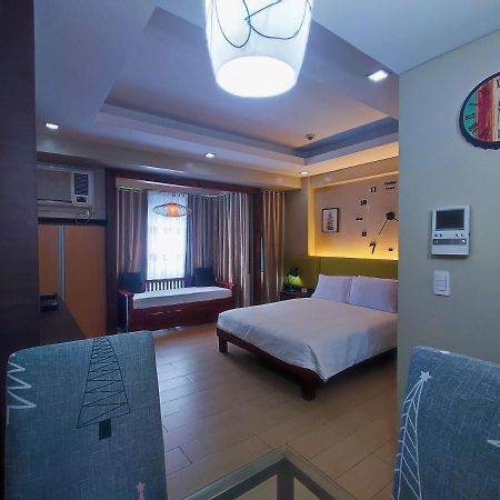 Two Palmtree Villas Newport Boulevard Near Naia 3 Pasay City Manila Esterno foto